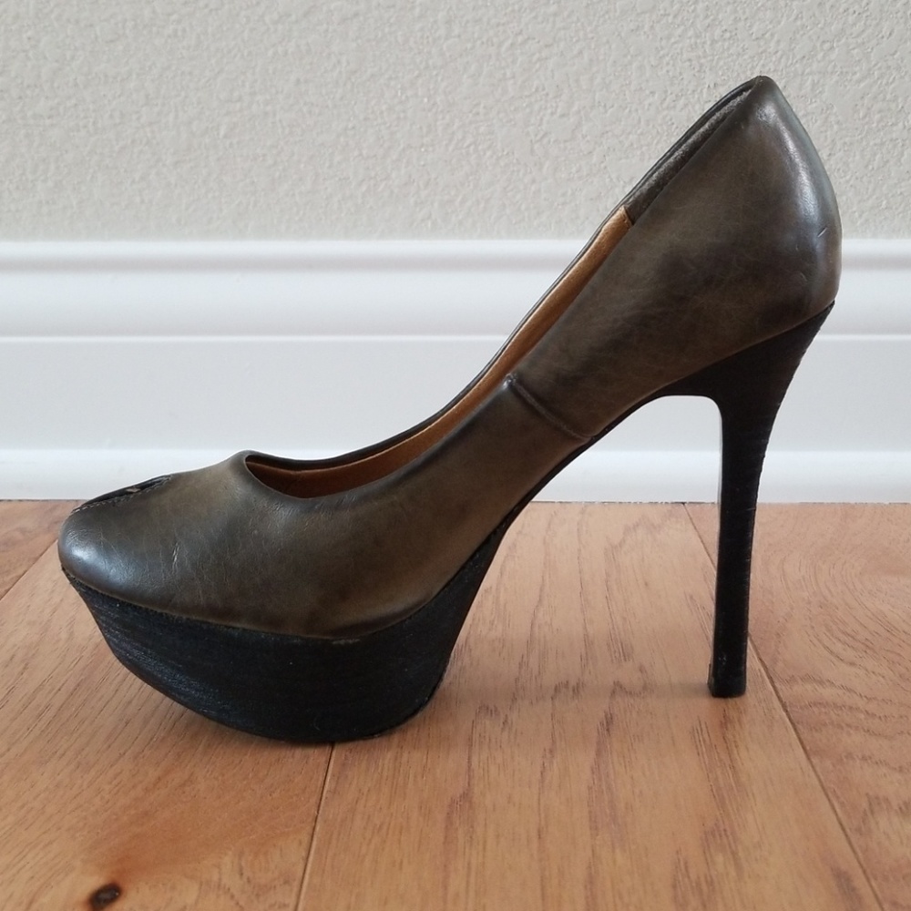 Steve Madden Luxe sz 6 L. Giana Peep Toe Pumps - Picture 3 of 8